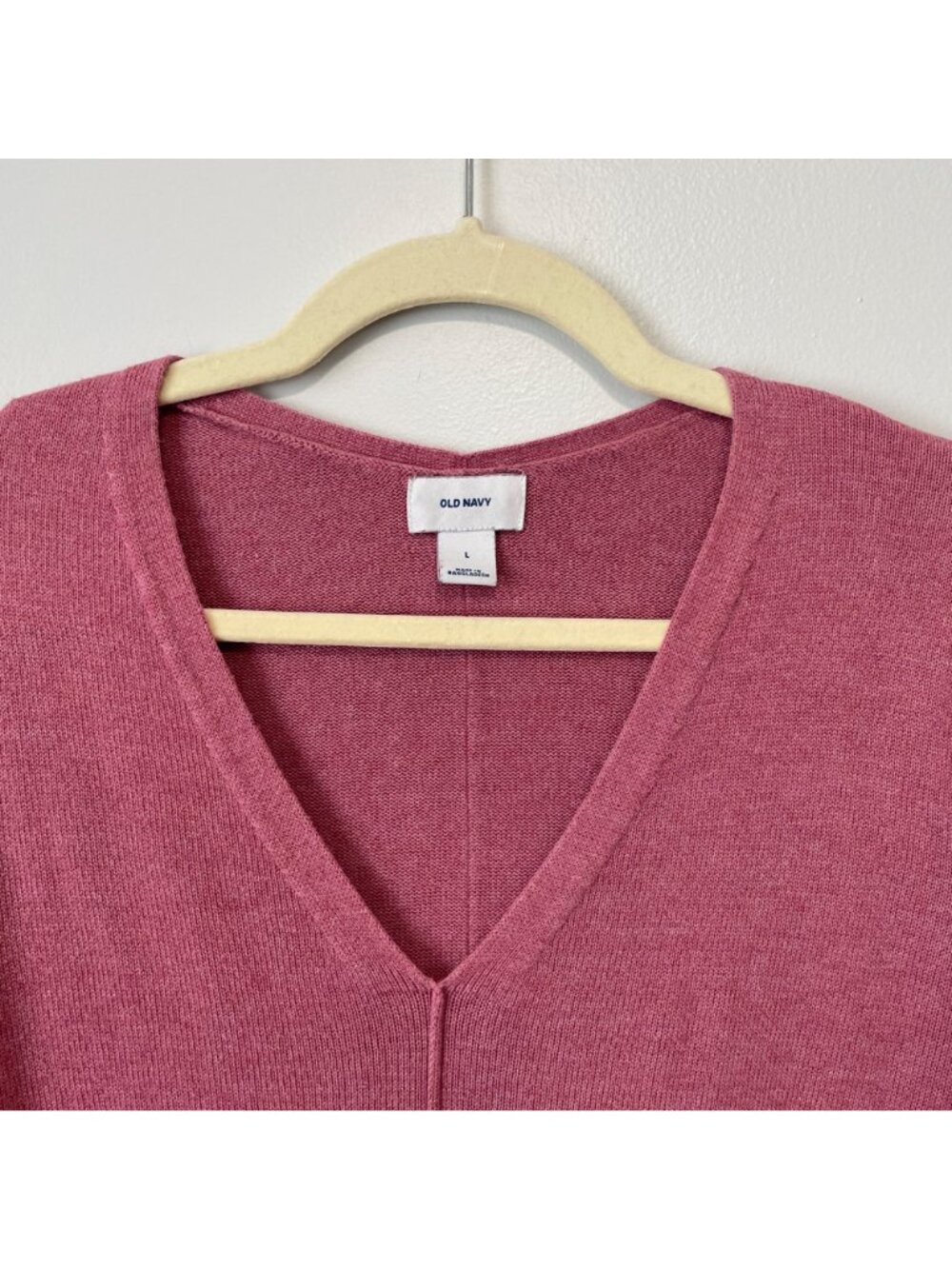 Old Navy Womens V-Neck Long Sleeve Lightweight Knit Sweater Pink  Size L - Picture 4 of 7
